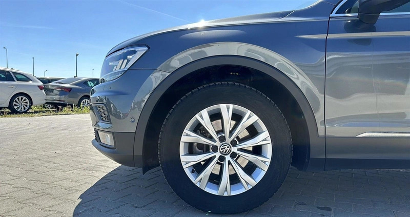 Volkswagen Tiguan cena 119000 przebieg: 32308, rok produkcji 2020 z Myszyniec małe 781